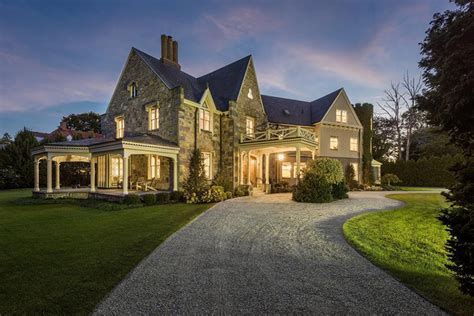 On the Market: A Newport Mansion – Boston Magazine