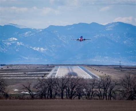 Denver International Airport to Rehabilitate, Improve Runway 8/26 This ...