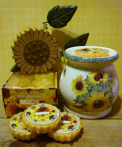 CERAMIC SUNFLOWER TART WARMER, SUNFLOWER + YANKEE CANDLE WAX TARTS, TEA ...