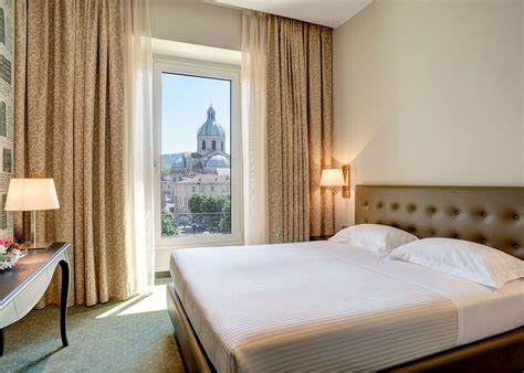 Palace Hotel | Hotels in Lake Como | Audley Travel US