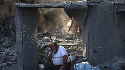 Photo: Aftermath of overnight strikes in Gaza | Middle East Eye