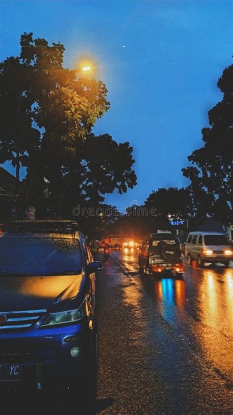 Away Car Rain Night Aesthetic Three Afternoon Love Waiting Ontheway Way Traffic Stock Photo ...