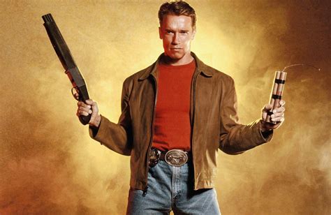 Arnold Schwarzenegger With Gun Pics Wallpaper, HD Celebrities 4K Wallpapers, Images, Photos and ...