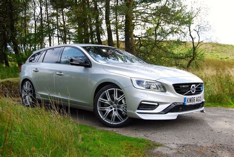 Volvo V60 Polestar Review and Road Test - Driving Torque