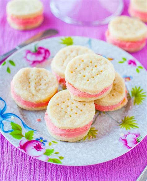 Buttery Vanilla Sandwich Cookies - Averie Cooks