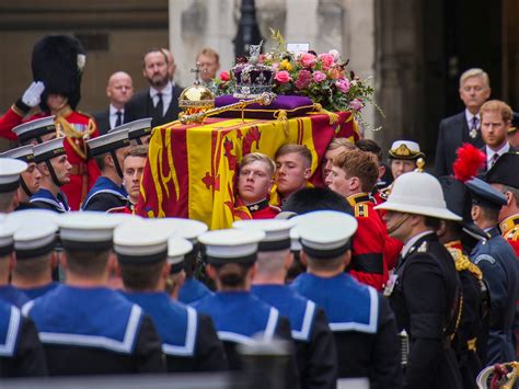 Most Moving Photos at Queen Elizabeth II's Royal Funeral