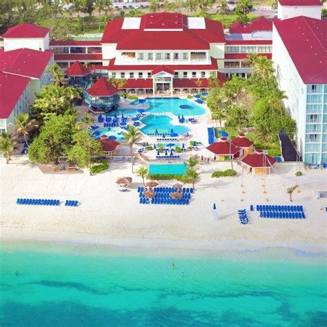 5 Best Bahamas Adults-Only All-Inclusive Resorts for 2023