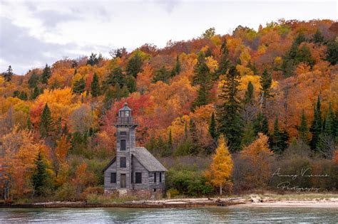 ITAP of Fall Colors in Upper Peninsula, Northern Michigan. [OC] : r/itookapicture