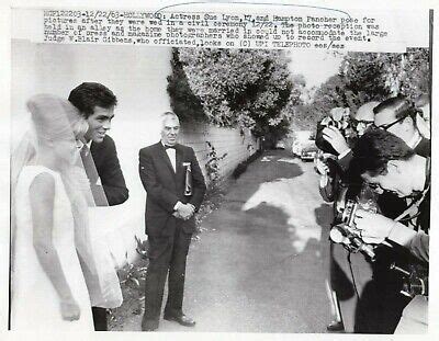 SUE LYON + HAMPTON FANCHER WEDDING CEREMONY 1963 PORTRAIT ORIG PHOTO 317 | eBay