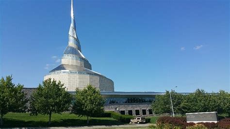 Community of Christ International Headquarters Temple and Auditorium ...