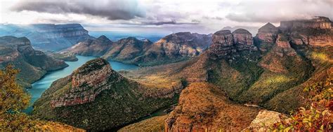 Three Rondavels Viewpoint | South Africa Photo Spot - PIXEO