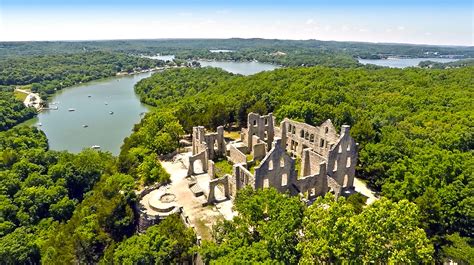 A Guide for Your Lake of the Ozarks Vacation! - Top Things to Do!