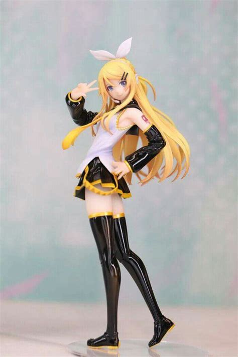 Rin Kagamine future styles action figure in 2020 | Anime figurines, Anime figures, Figures