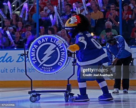 Tampa Bay Lightning Mascot Photos and Premium High Res Pictures - Getty ...