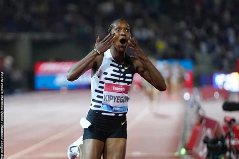 Faith Kipyegon smashes 1500m world record in Florence