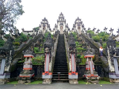 Lempuyang Temple Tour |Bali Day Tours | Family Bali Tours