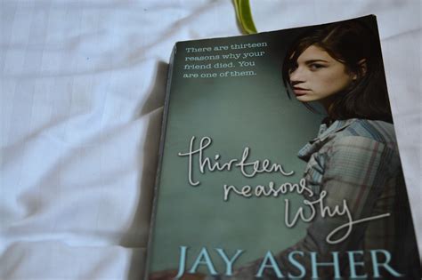 13 Reasons Why by Jay Asher | Book Review / ChloeHarriets