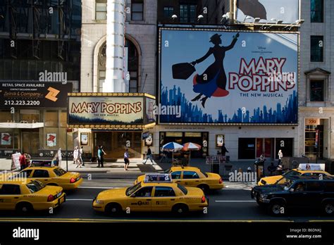 42nd street New York City Stock Photo - Alamy