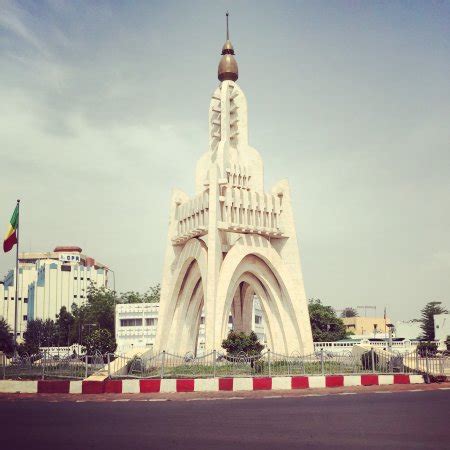 Monument de l"Independance (Bamako) - All You Need to Know BEFORE You ...