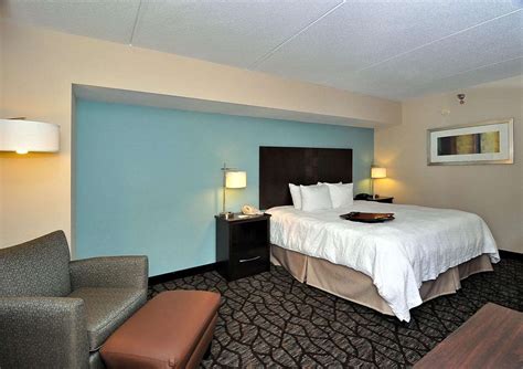 Hampton Inn Eden, NC - See Discounts