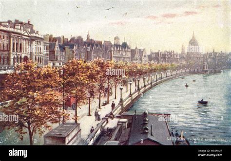 Victoria Embankment, Thames Embankment, London, England, circa 1905 ...