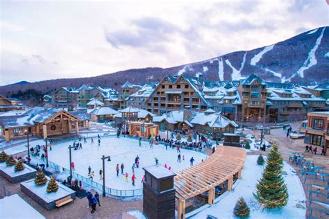 A First Time Family Ski Guide To Stowe Mountain Resort | The Brave Ski Mom