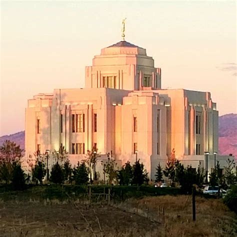 Meridian Idaho Temple Photograph Gallery | ChurchofJesusChristTemples.org