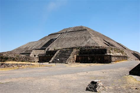 Teotihuacan - the first western metropolis by Zubi Travel