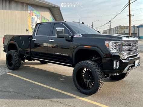 2022 GMC Sierra 3500 HD with 24x12 -51 ARKON OFF-ROAD Mandela and 38/13.5R24 Nitto Trail ...