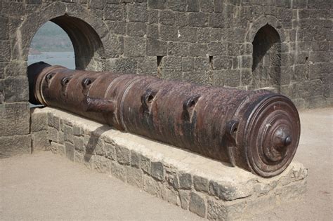 Majestic Murud and the fort of Janjira - India Someday Travels