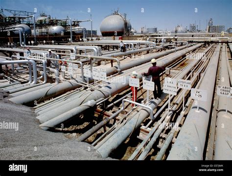 The largest oil refinery in the world, located at Ras Tanura, on the ...