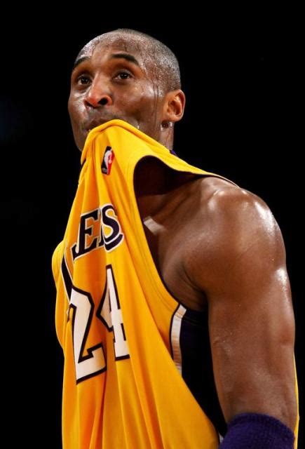 Kobe Bryant Wallpaper Biting Jersey - kobe bryant wallpaper hd