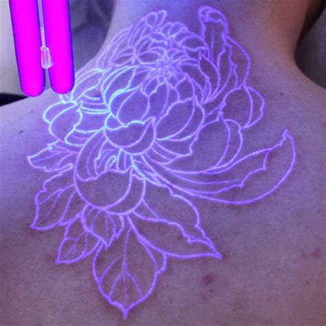 35 Awesome UV Tattoo Ideas - Gorgeously Glowing Body Art