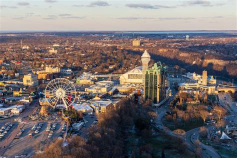 Overlooking the Niagara Falls City Downtown in the Dusk. Niagara Falls, Ontario, Canada Stock ...