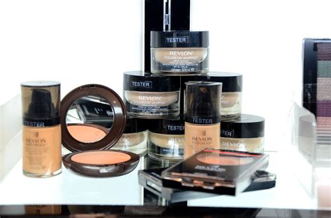 How to Choose a Revlon Foundation: 9 Steps (with Pictures)