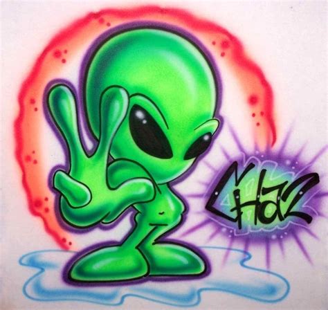 Pin by ᎶᎥᎶᎥ on put it on a hoodie | Graffiti drawing, Alien drawings, Graffiti cartoons