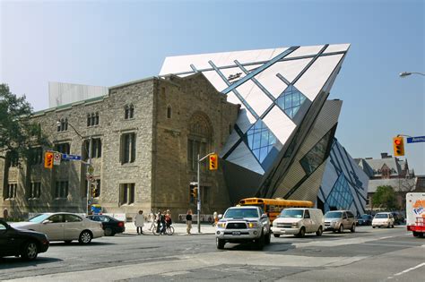 Check out This Interesting Architeture: Royal Ontario Museum in Toronto ...