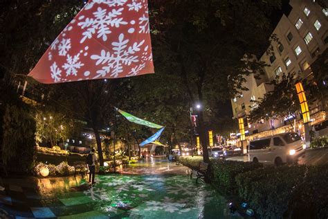 LOOK: Illuminated path, night market bring Christmas cheer to Capitol ...