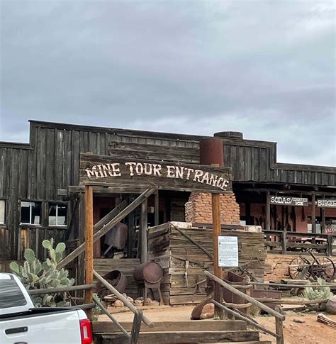 Discover Goldfield Ghost Town: Old West Adventure