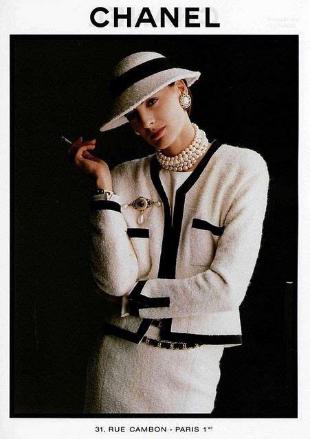 CC and choker Pearls in 2020 | Chanel outfit, Coco chanel dresses ...