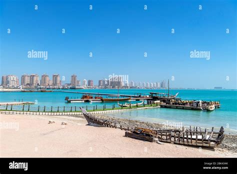 The pearl qatar hi-res stock photography and images - Alamy