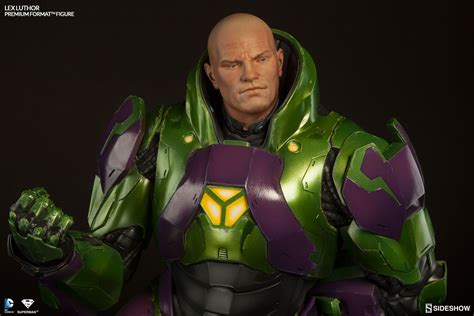 Power Suit Lex Luthor Premium Format Figure