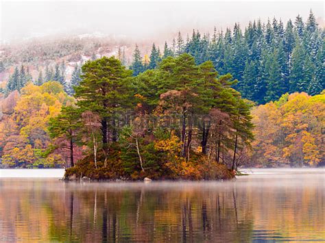 Loch Katrine winter scene. 이미지 (621906576) - 게티이미지뱅크