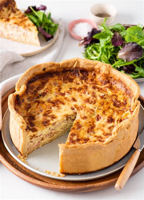 How to Make Classic Quiche Lorraine | Recipe | Quiche lorraine recipe, Lorraine recipes, Quiche ...