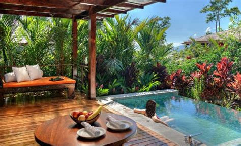 11 Best Costa Rica Honeymoon Resorts & Hotels