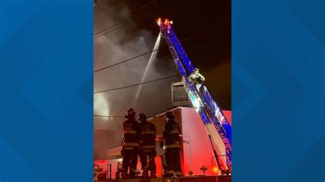 DC firefighters respond to large commercial building fire | wusa9.com