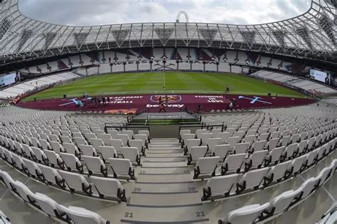 London Stadium is perfect for Premier League's neutral venue plan - except one major flaw ...