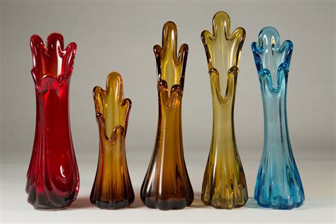 5 Stretch Swung Vases - Vintage Fluted Petal Art Glass Vases - Handblown Drip Style Bud Vase ...