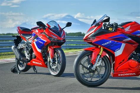 Honda released a tricolor livery for the CBR150R and CBR250RR