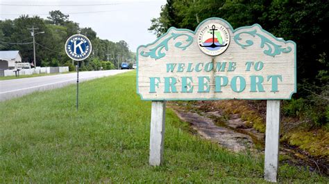 Freeport, Florida takes the No. 3 spot for top fiber cities in the U.S.